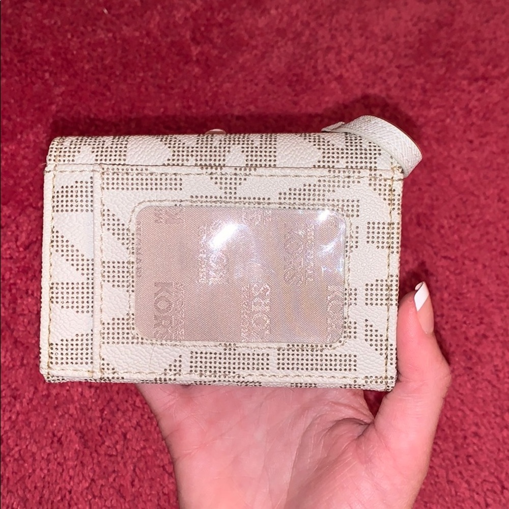 A little wallet - Picture 3 of 3